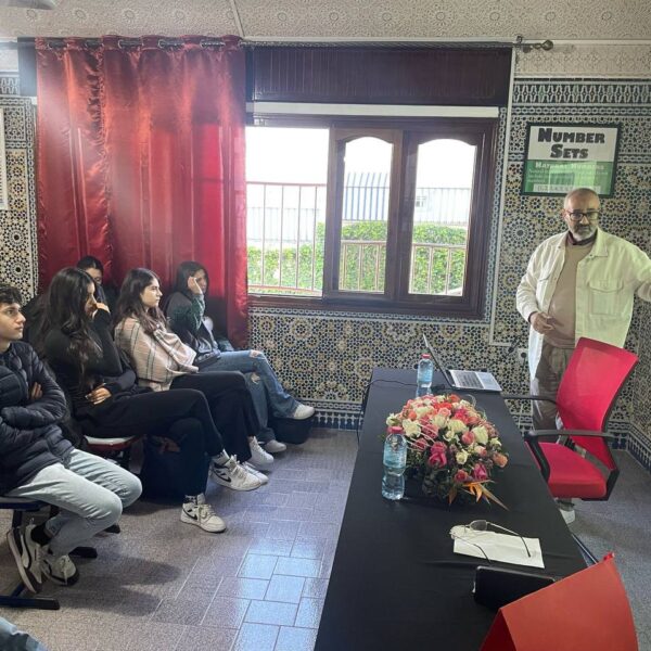 photo_5904409271615997749_y