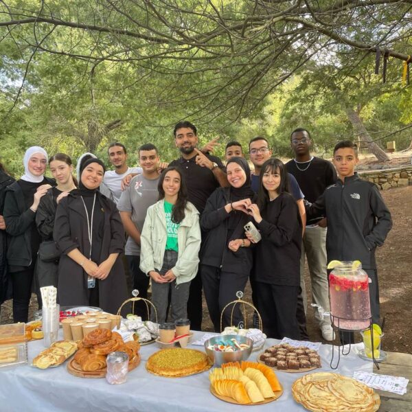 photo_5904409271615997752_y